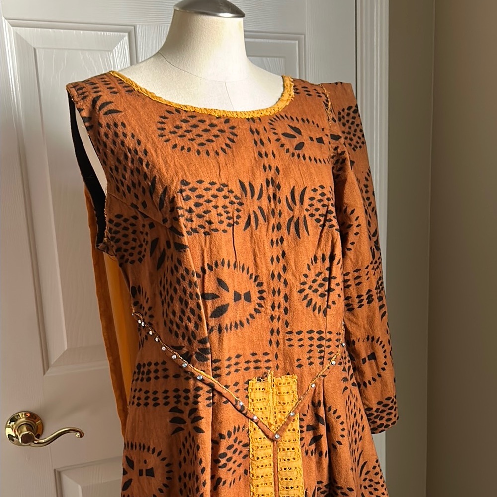 Elegant Brown Patterned Dress